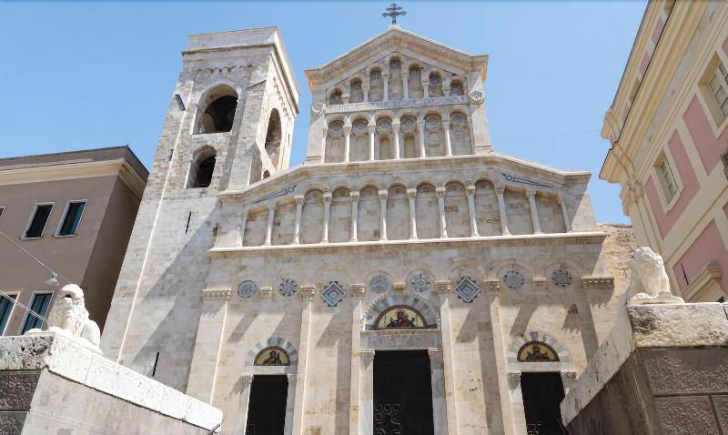 فندق Le Tre Stelle كالياري المظهر الخارجي الصورة